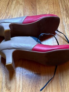 Women's Two-Tone Beige and Red Leather Heels
